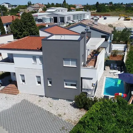 Doki Basement 아파트