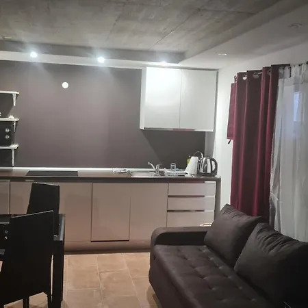 Apartment Doki Basement Pula