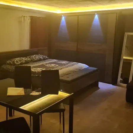 Doki Basement Póla