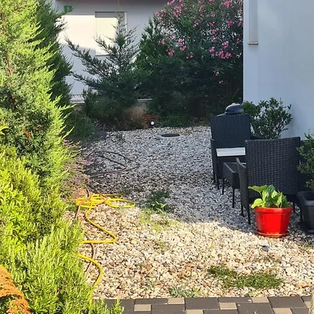 Doki Basement شقة بولا