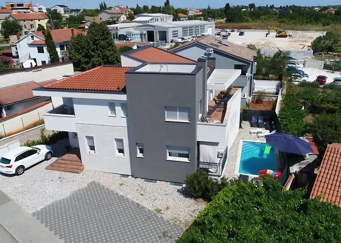 Doki Basement شقة